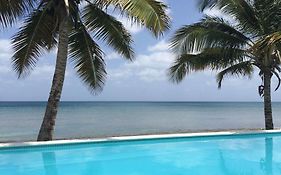 Bravo Beach Hotel Vieques
